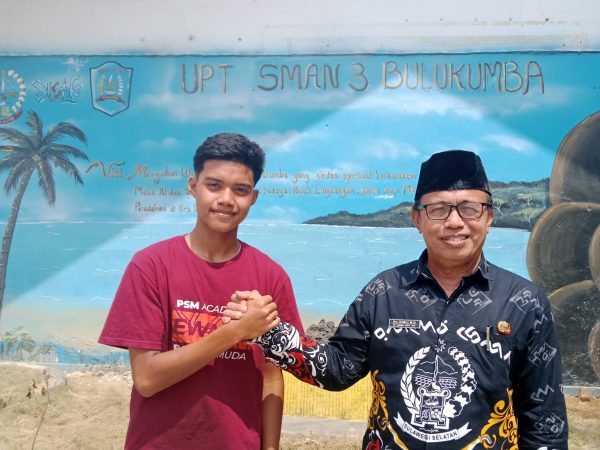 BANGGA! SISWA SMA NEGERI 3 BULUKUMBA, MUH. AYYAS KELAS X.9, TEMBUS AKADEMI PSM U-18